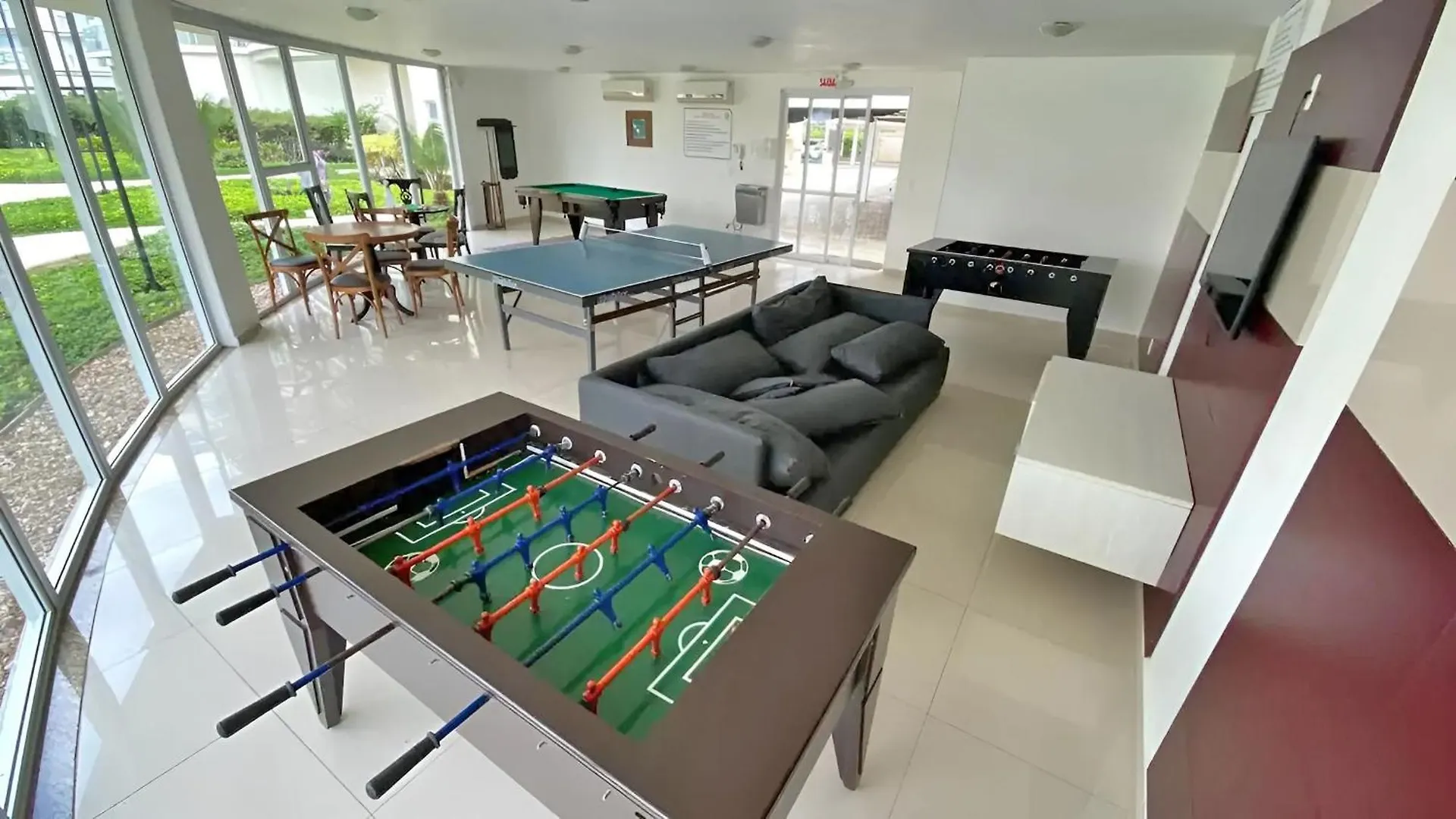 Apartment Homeclub A Beira Mar, Beto Carrero, 3 Piscinas Penha  Brazil